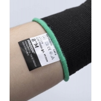 Gloves dipped in ARDON®LITE TOUCH OIL Black