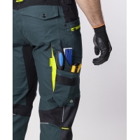Nohavice s náprsenkou ARDON®4Xstretch® tmavo zelená 64 